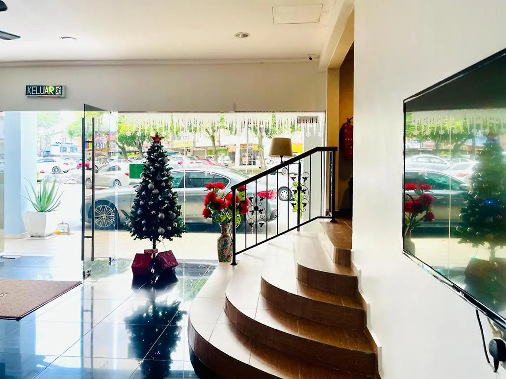 Golden Court Hotel - Sri Pelangi Джохор-Бару